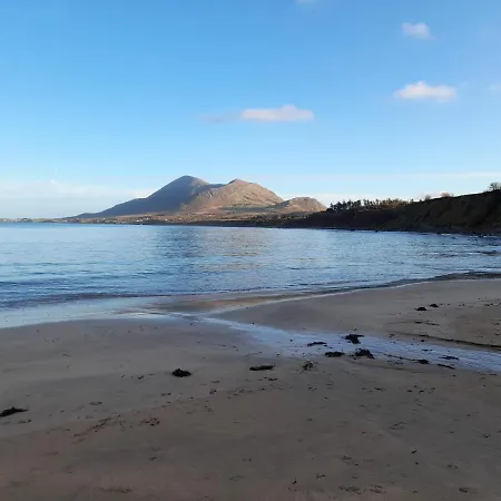 Oak Tree - 3 Bedroom * Louisburgh